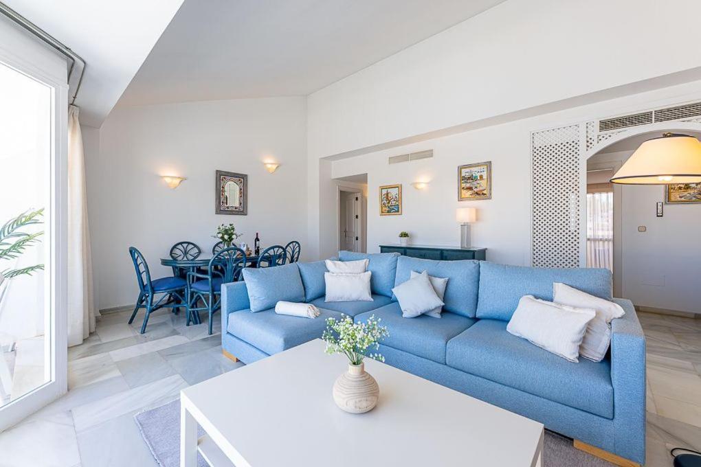Puerto De Benalmadena Apartamento Vacacional Con Vistas Al Mar Y Yates Tres Habitaciones 2 Banos Zewnętrze zdjęcie