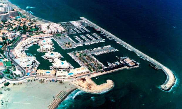 Puerto De Benalmadena Apartamento Vacacional Con Vistas Al Mar Y Yates Tres Habitaciones 2 Banos Zewnętrze zdjęcie