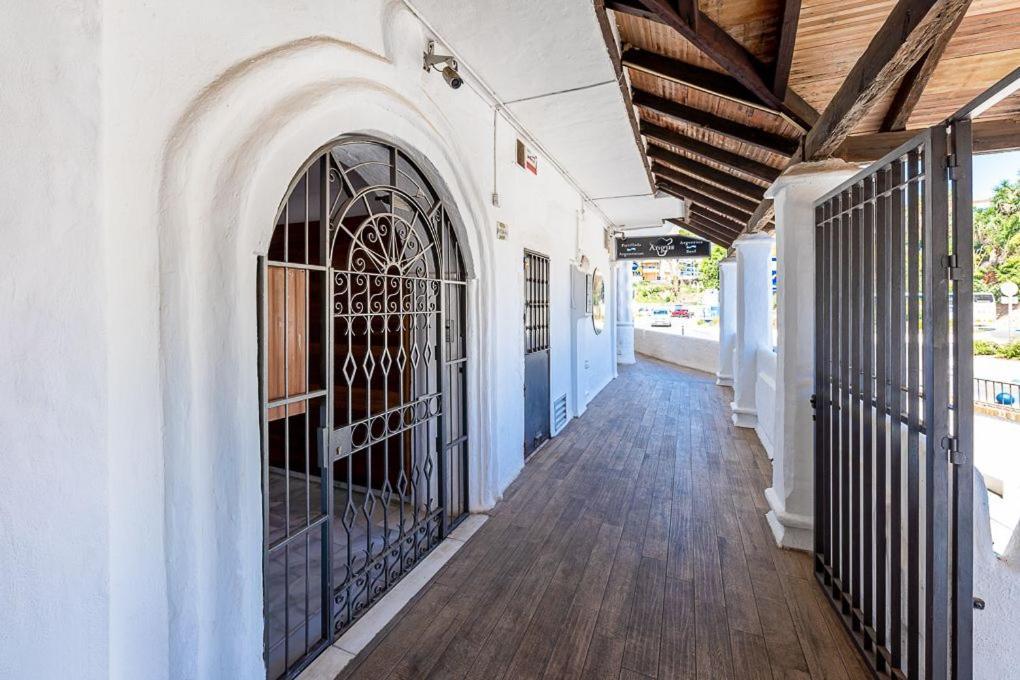 Puerto De Benalmadena Apartamento Vacacional Con Vistas Al Mar Y Yates Tres Habitaciones 2 Banos Zewnętrze zdjęcie