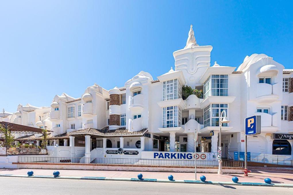 Puerto De Benalmadena Apartamento Vacacional Con Vistas Al Mar Y Yates Tres Habitaciones 2 Banos Zewnętrze zdjęcie